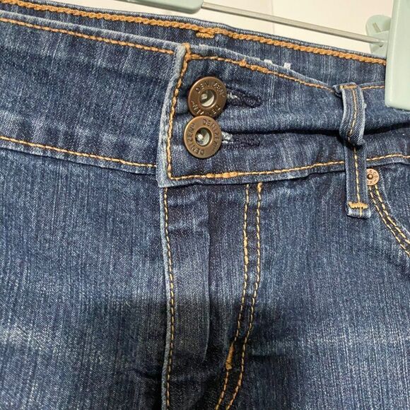 Denizen Levi’s denim blue shorts - Picture 2 of 5